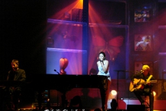046-tours